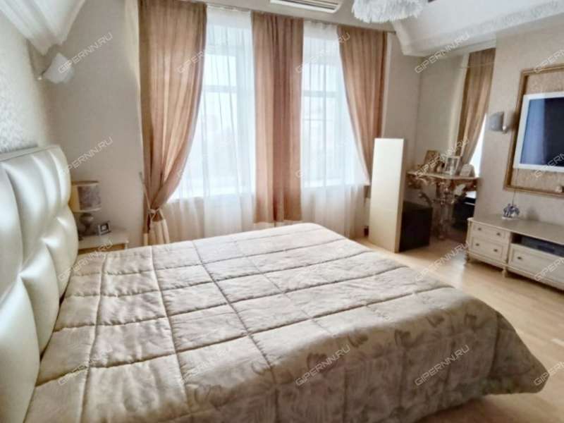 пятикомнатная квартира на Арзамасской улице дом 3