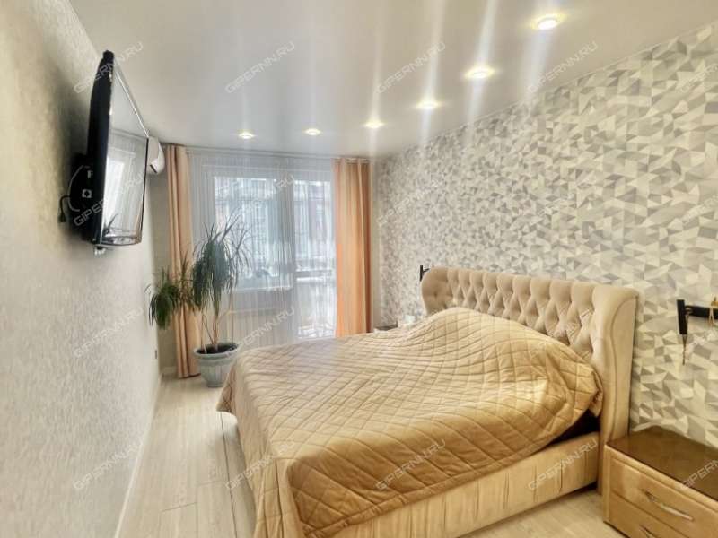 трёхкомнатная квартира в 6-м микрорайоне дом 36 город Кстово