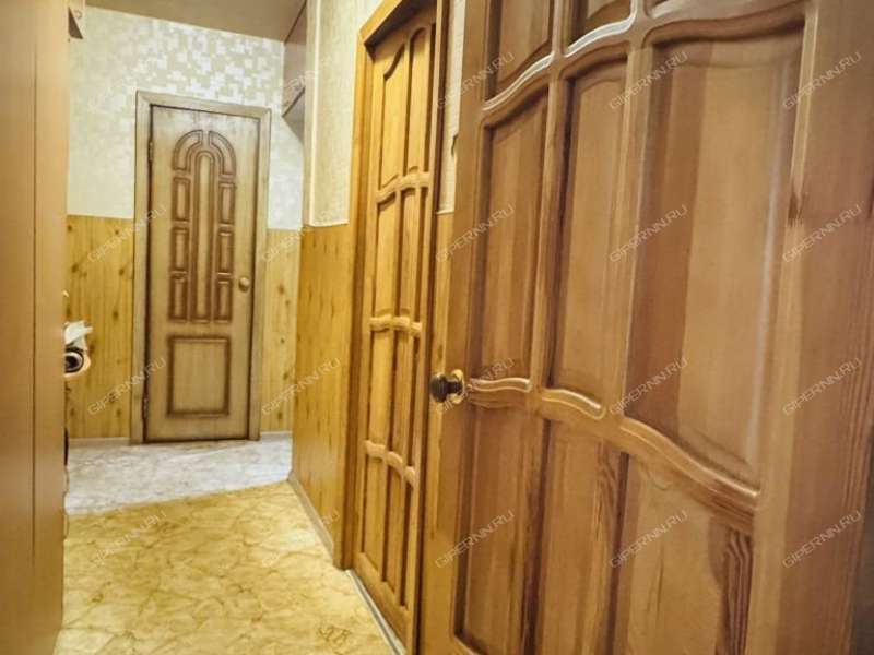 трёхкомнатная квартира на Волжской улице дом 16