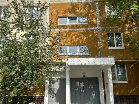 2-komnatnaya-ul-molitovskaya-d-5 фото