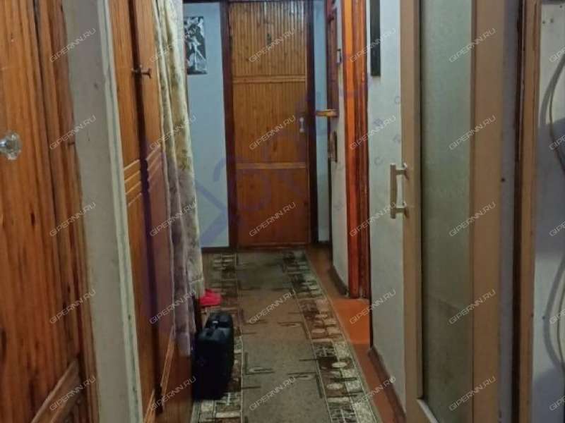 трёхкомнатная квартира на улице Маршала Жукова дом 21