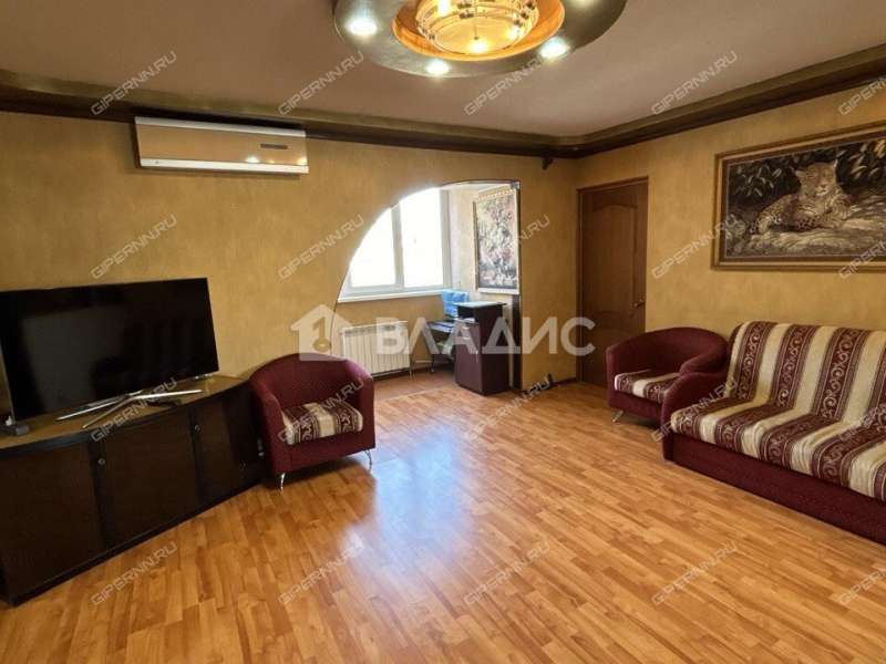 трёхкомнатная квартира на Народной улице дом 30