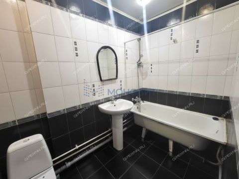 1-komnatnaya-nab-volzhskaya-d-8 фото