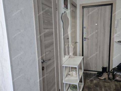 1-komnatnaya-ul-40-let-pobedy-d-10 фото