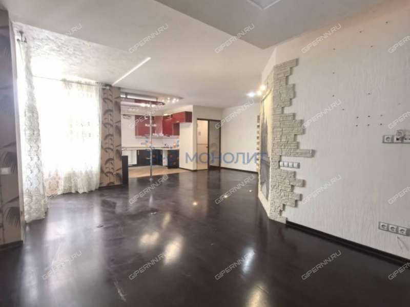 трёхкомнатная квартира на улице Фрунзе дом 21