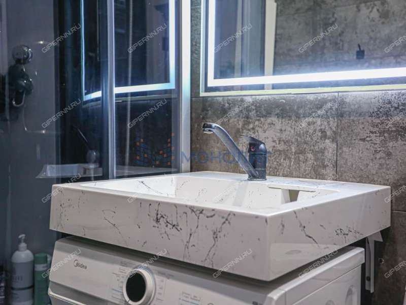 квартира-студия на улице Родионова дом 202/1