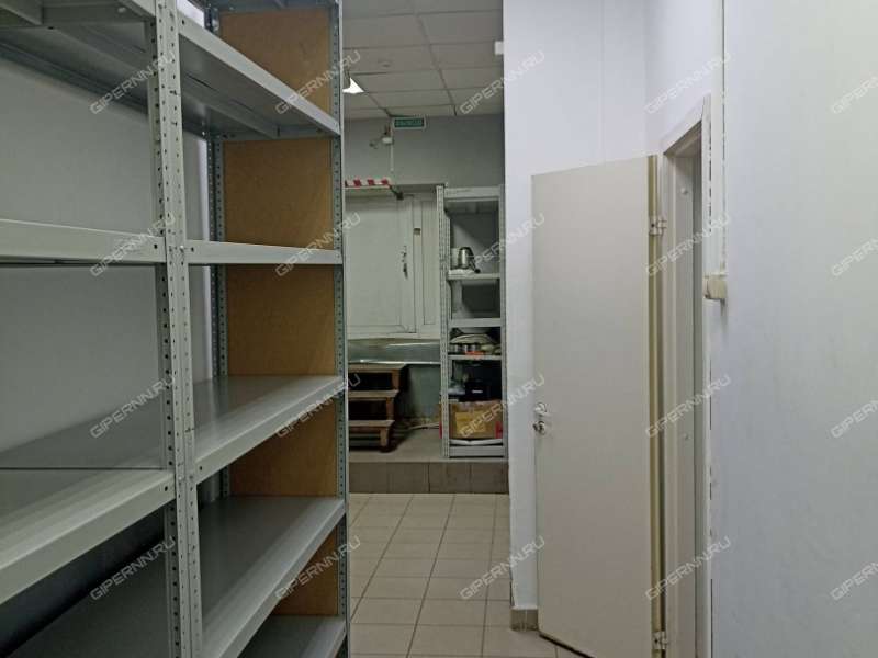 помещение под помещение свободного назначения, торговую площадь на улице Белинского