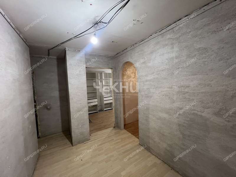 трёхкомнатная квартира на улице Мельникова-Печёрского дом 5