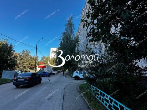 3-komnatnaya-ul-perehodnikova-d-5 фото