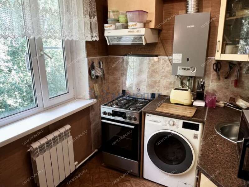 двухкомнатная квартира на Суетинской улице дом 10