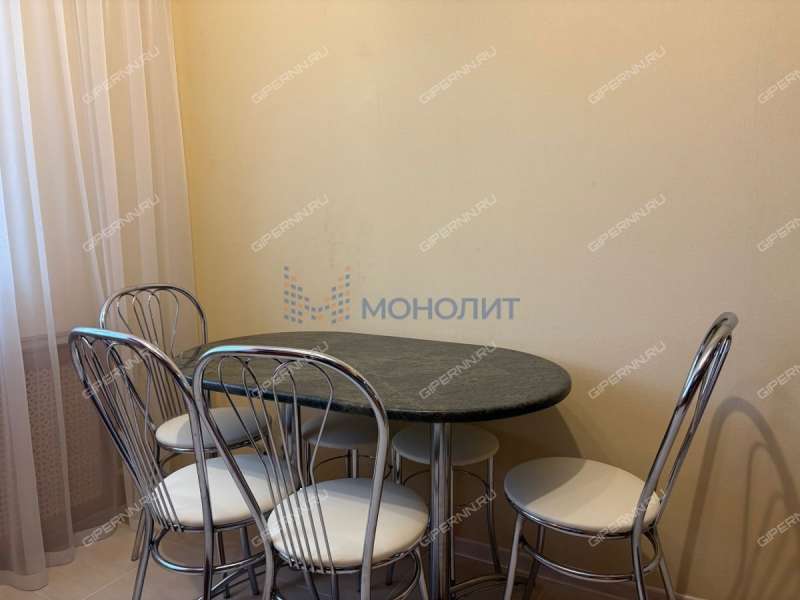 двухкомнатная квартира на улице Строкина дом 18