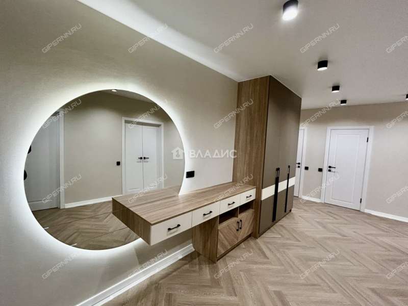 трёхкомнатная квартира на Лысогорской улице дом 89 к3