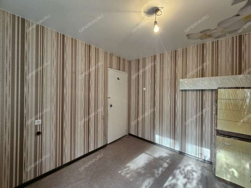 трёхкомнатная квартира на улице Мельникова дом 18