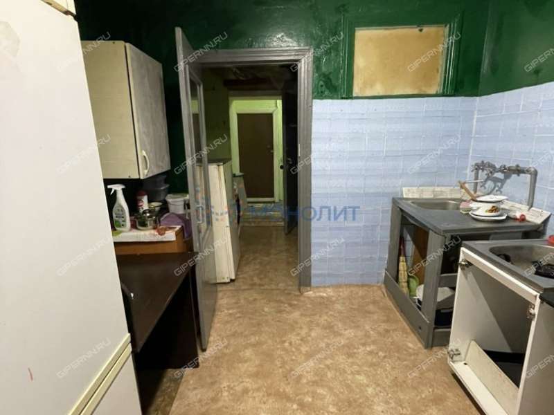 комната в доме 102 на проспекте Гагарина