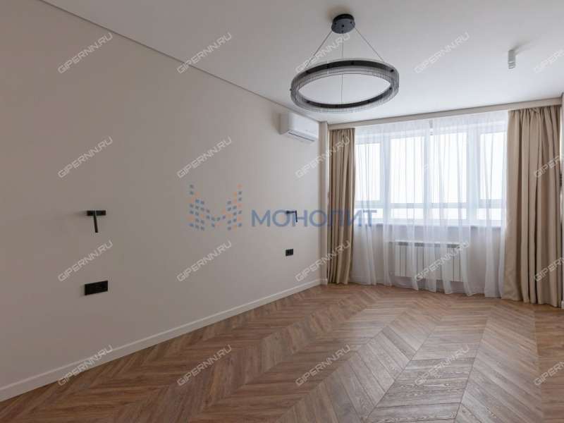 четырёхкомнатная квартира на Лысогорской улице дом 89 к1