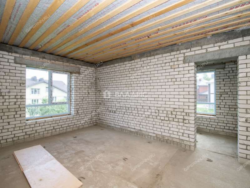 дом на  деревня Утечино