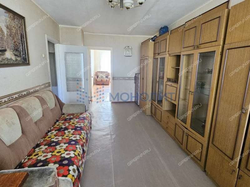 двухкомнатная квартира в 2-м микрорайоне дом 30 город Кстово