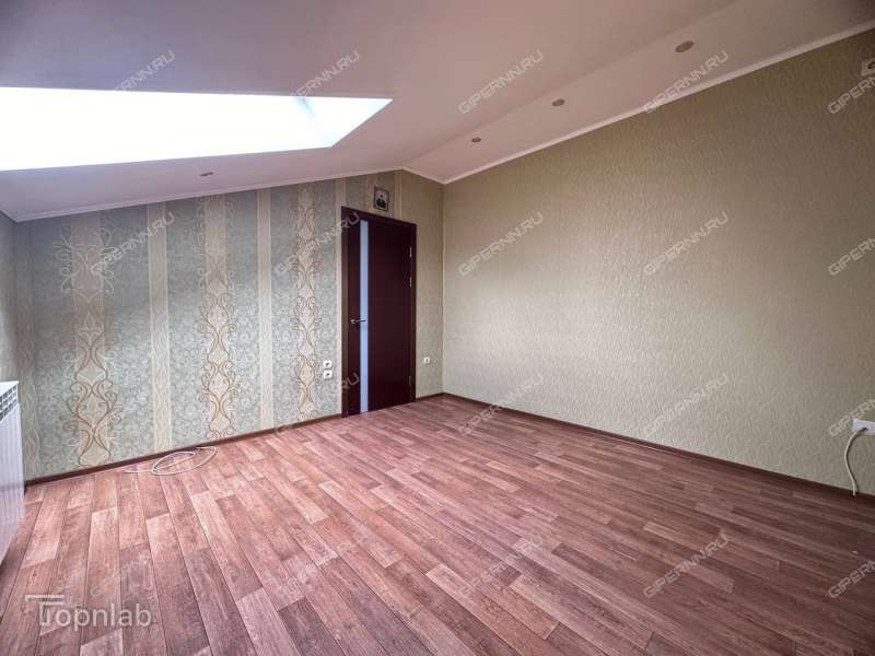 двухкомнатная квартира на Лукерьинской улице дом 5 город Кстово