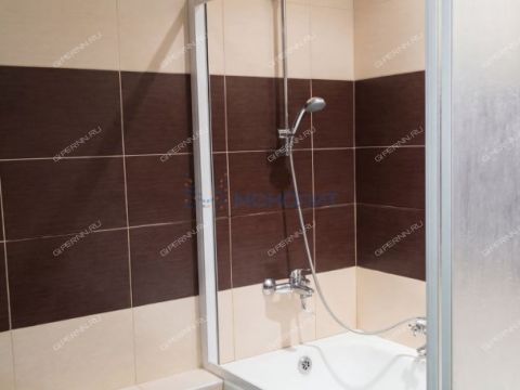 3-komnatnaya-ul-kashhenko-d-21 фото