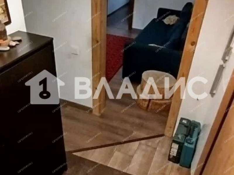трёхкомнатная квартира на улице Адмирала Васюнина дом 12 к3