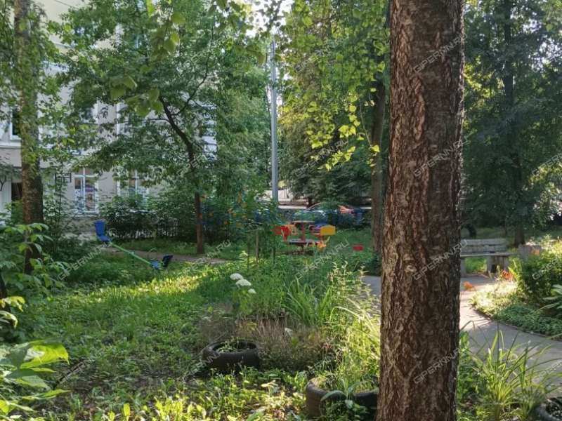 комната в доме 7/5 на улице Страж Революции