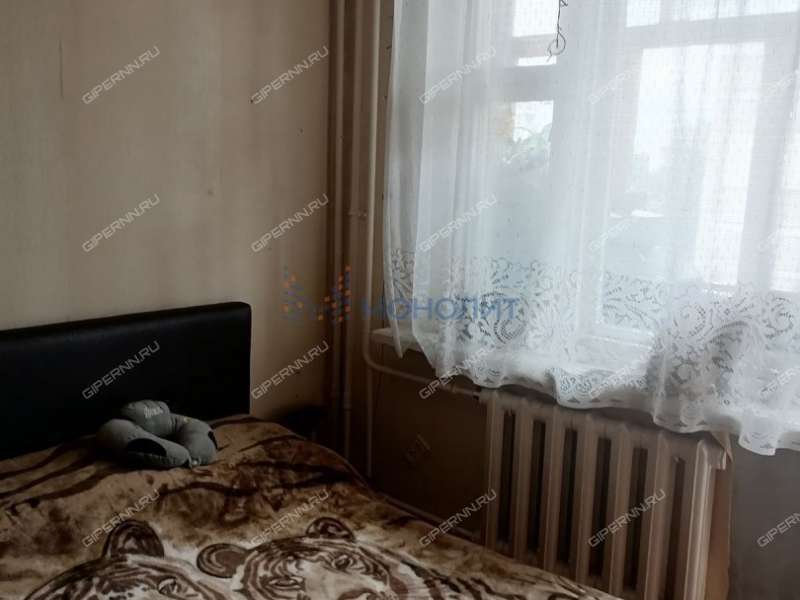 трёхкомнатная квартира на улице Краснодонцев дом 19А