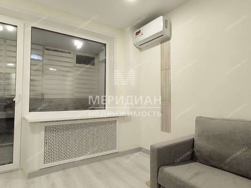 однокомнатная квартира на улице Островского дом 8