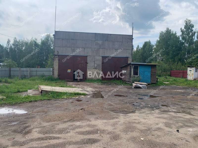 помещение под производственную площадь на улице Чернышевского город Семёнов
