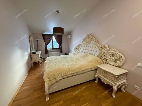 4-komnatnaya-ul-artelnaya-d-13-k1 фото