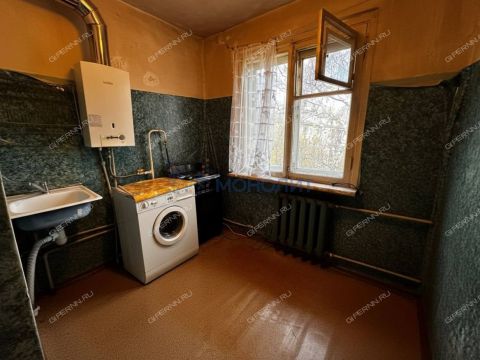 2-komnatnaya-ul-dolzhanskaya-d-5 фото