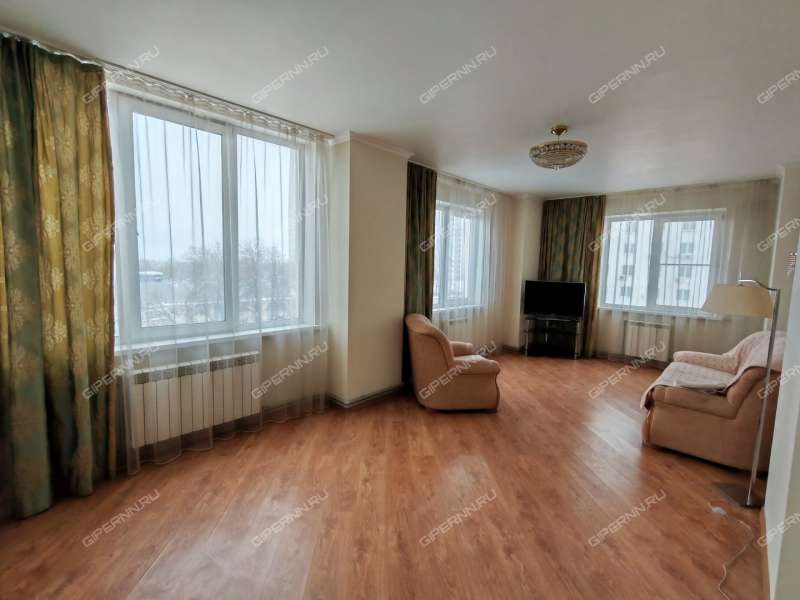 трёхкомнатная квартира на Краснозвёздной улице дом 7а