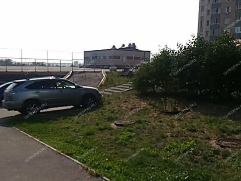 parkovochnoe-mesto-ul-rodionova-d-165a фото