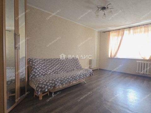 2-komnatnaya-ul-lesnoy-gorodok-d-5b фото