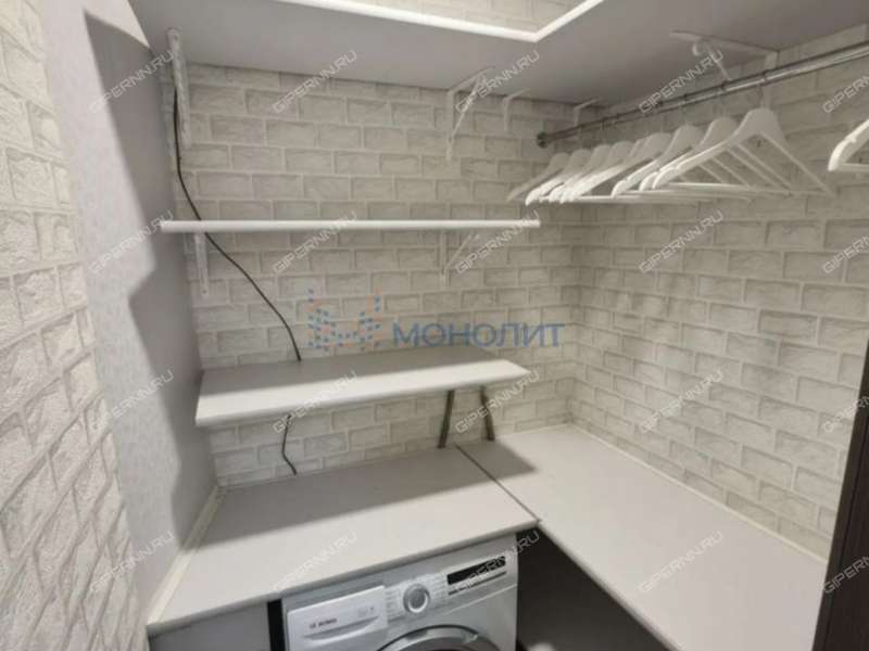 трёхкомнатная квартира на Волжской набережной дом 7