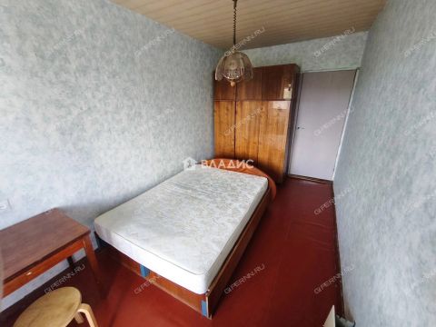 2-komnatnaya-ul-sergeya-esenina-d-31 фото