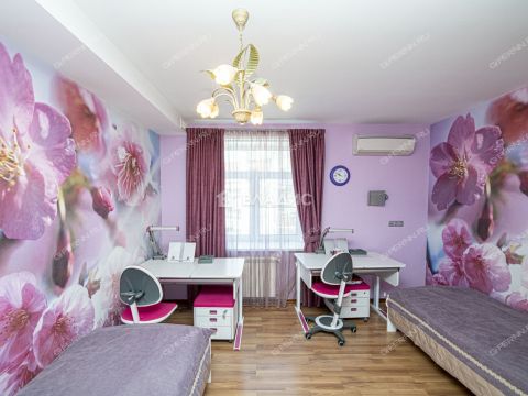 4-komnatnaya-ul-maksima-gorkogo-d-50 фото