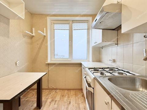 2-komnatnaya-ul-tropinina-d-4 фото