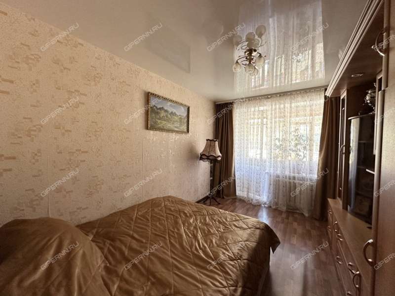 трёхкомнатная квартира на Театральной улице дом 10 город Кстово