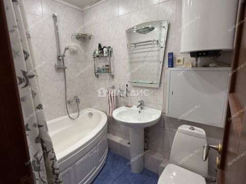 3-komnatnaya-ul-efremova-d-17 фото