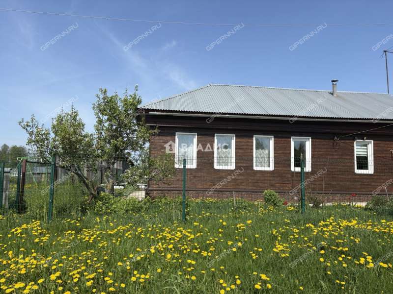 дом на Заречной улице деревня Еловицы