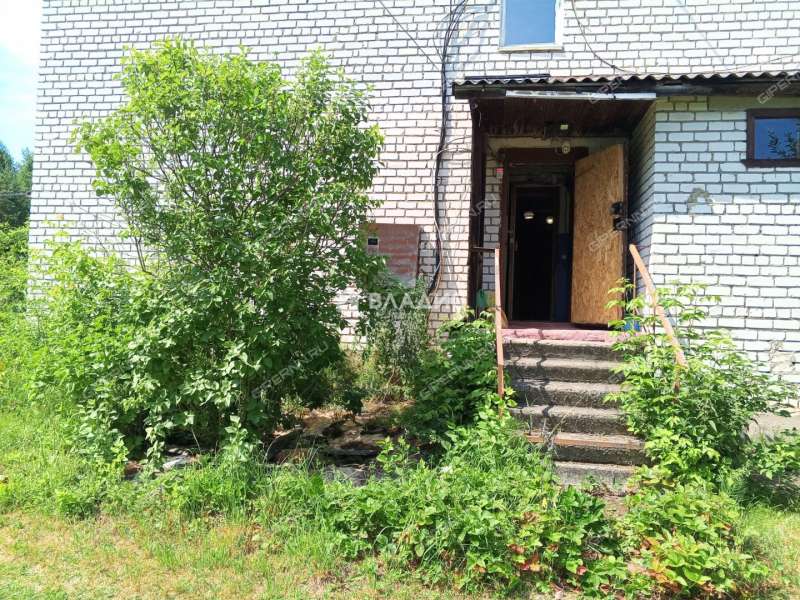 трёхкомнатная квартира на улице Школьная дом 3 деревня Афанасиха
