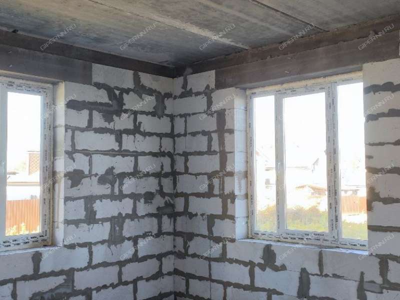 дом на Озёрной улице деревня Крутая