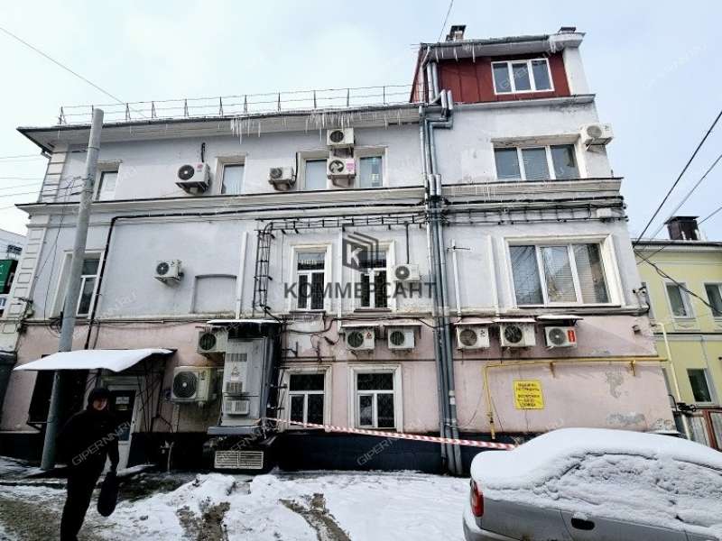 здание под офис, торговую площадь на улице Добролюбова