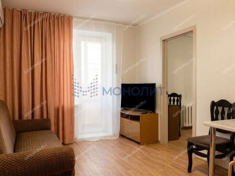 двухкомнатная квартира на площади Максима Горького дом 5/76