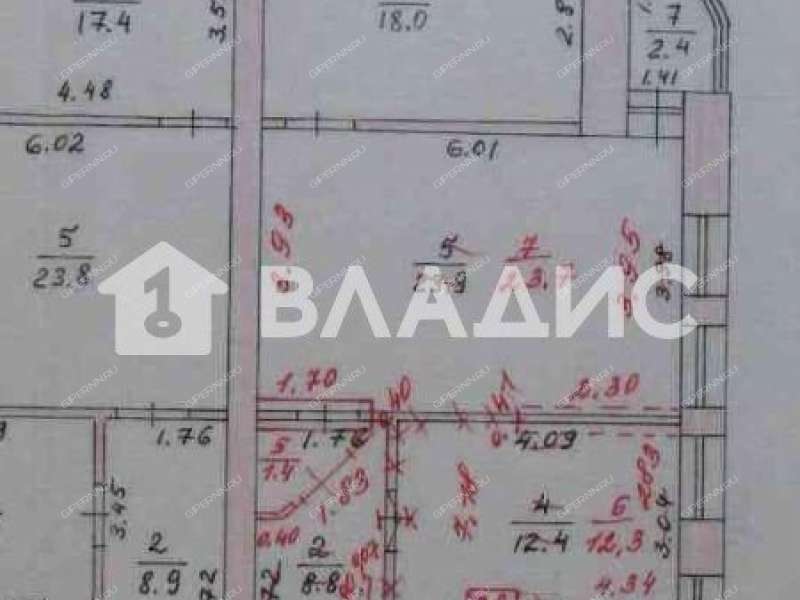трёхкомнатная квартира на улице Большие Овраги дом 4