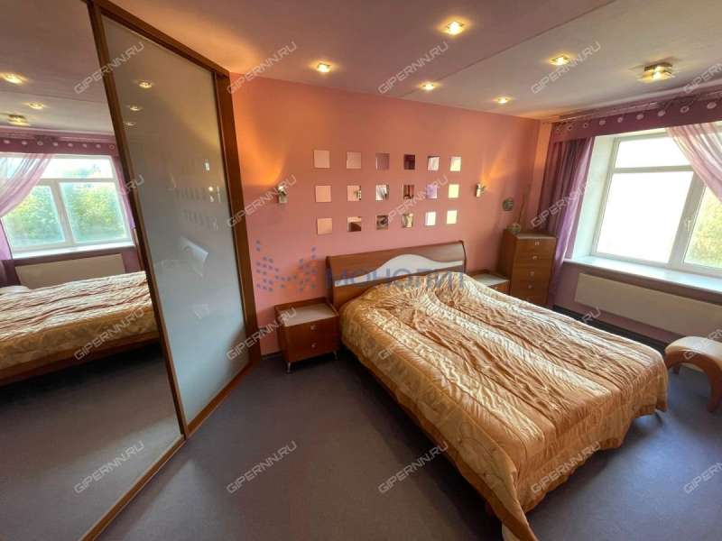 трёхкомнатная квартира на улице Максима Горького дом 50