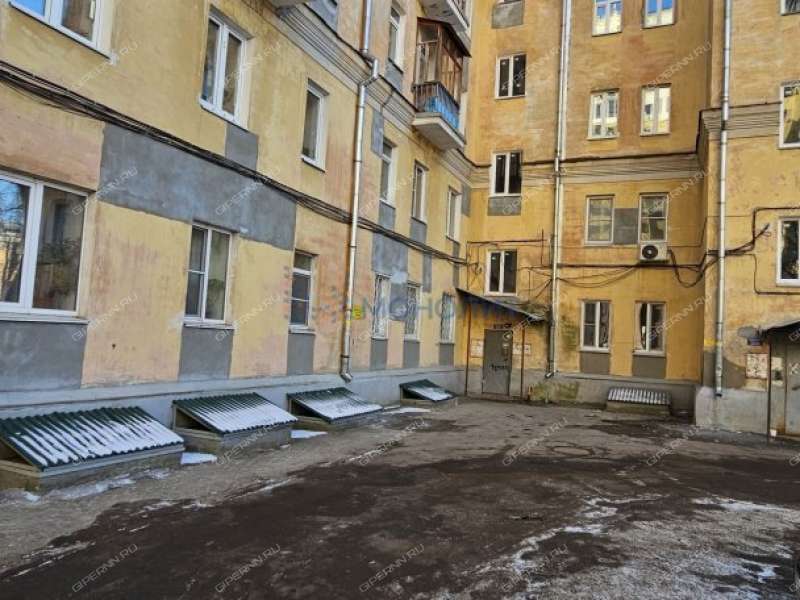 двухкомнатная квартира на улице Страж Революции дом 16