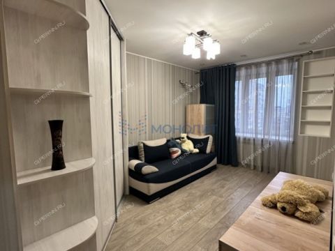 2-komnatnaya-ul-oktyabrskoy-revolyucii-d-45a фото